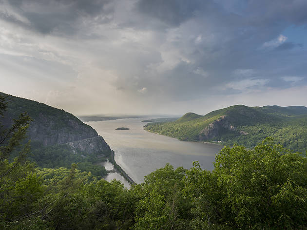 Breakneck Ridge Breakneck Ridge