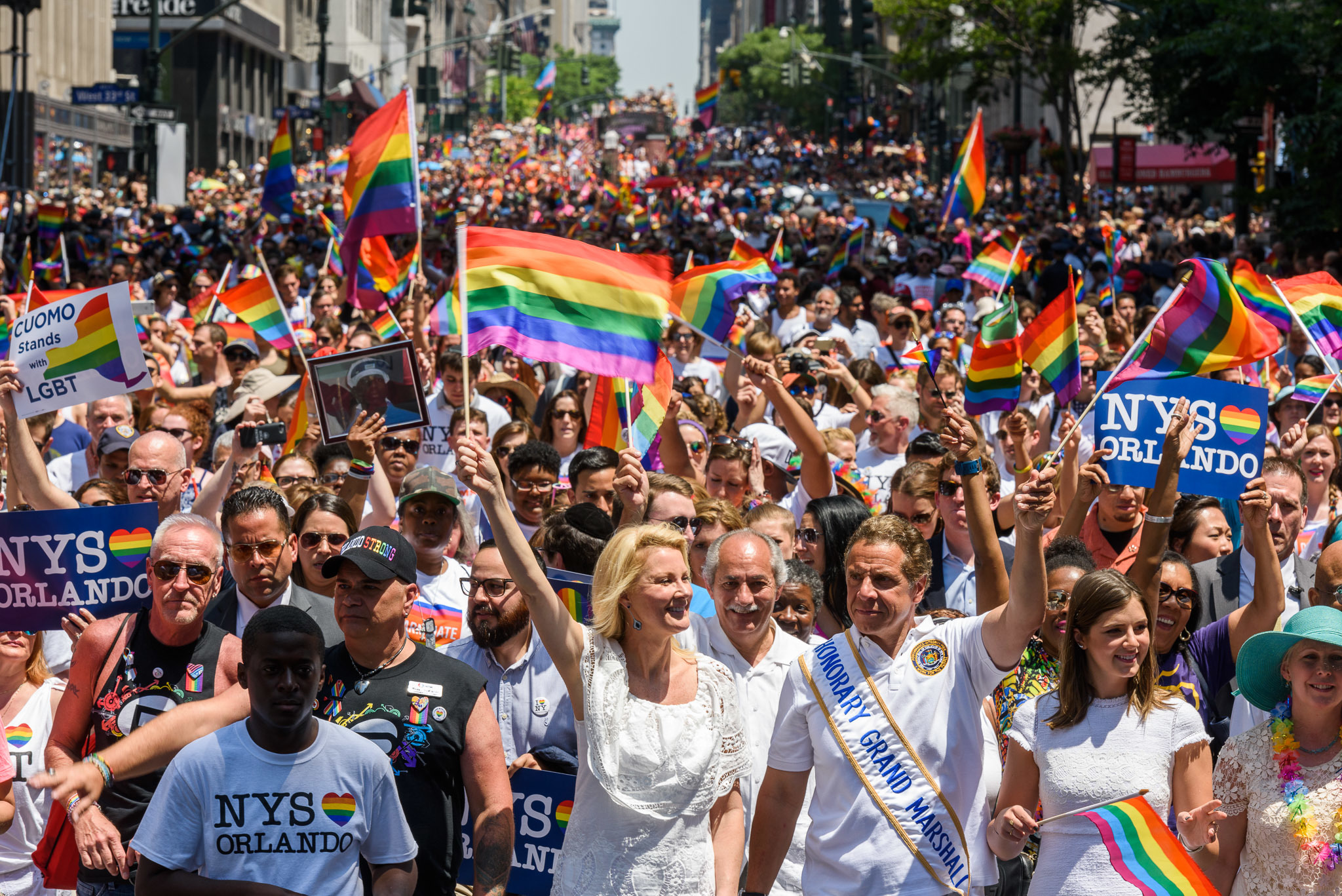 nyc gay pride march 2016 lineup