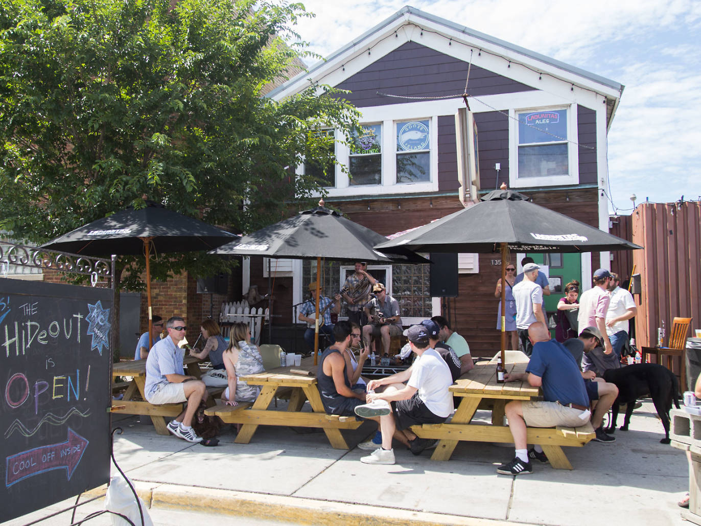 15 Best Chicago Music Venues For Rock Blues Jazz And More 15-best-chicago-music-venues-for-rock-blues-jazz-and-more