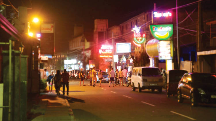 Evening on Lewis Street in Negombo