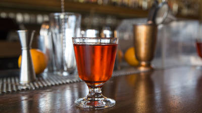 How to make a negroni How to make a negroni