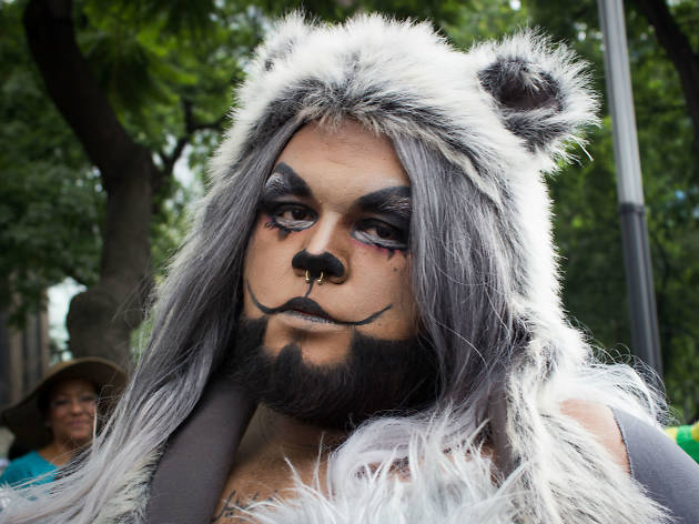 Marcha del Orgullo LGBTTTI en la CDMX oso drag en la Marcha del Orgullo LGBTTTI en la CDMX