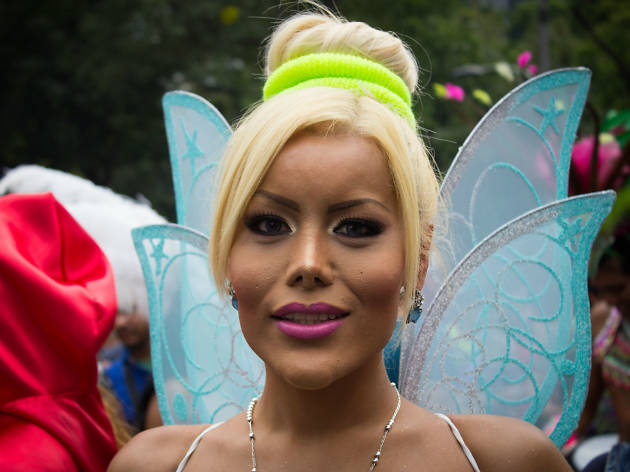 Marcha del Orgullo LGBTTTI en la CDMX Campanita en la Marcha del Orgullo LGBTTTI en la CDMX