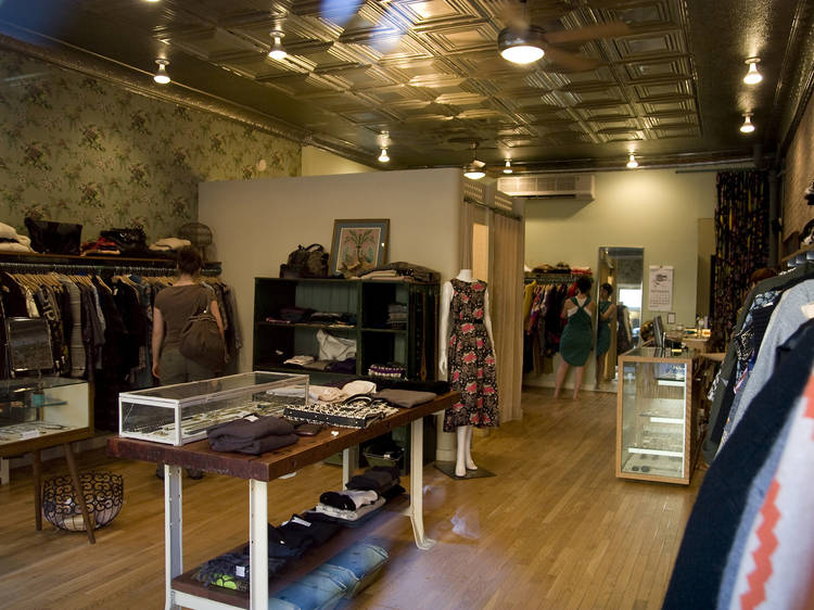 Best clothing boutiques in NYC for accessories and new outfits