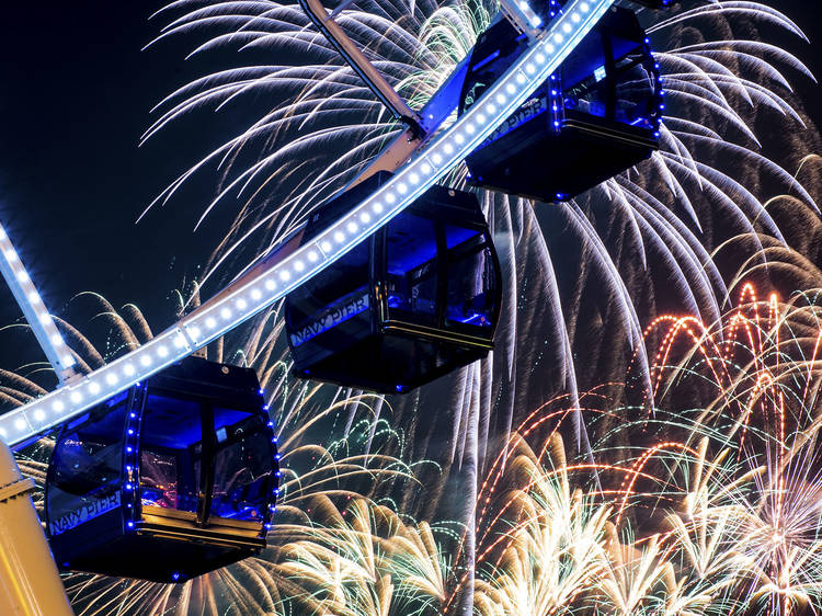 See Navy Pier’s first fireworks show of the season 