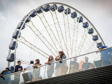 Take a ride on Navy Pier's Centennial Wheel Take a ride on Navy Pier's Centennial Wheel