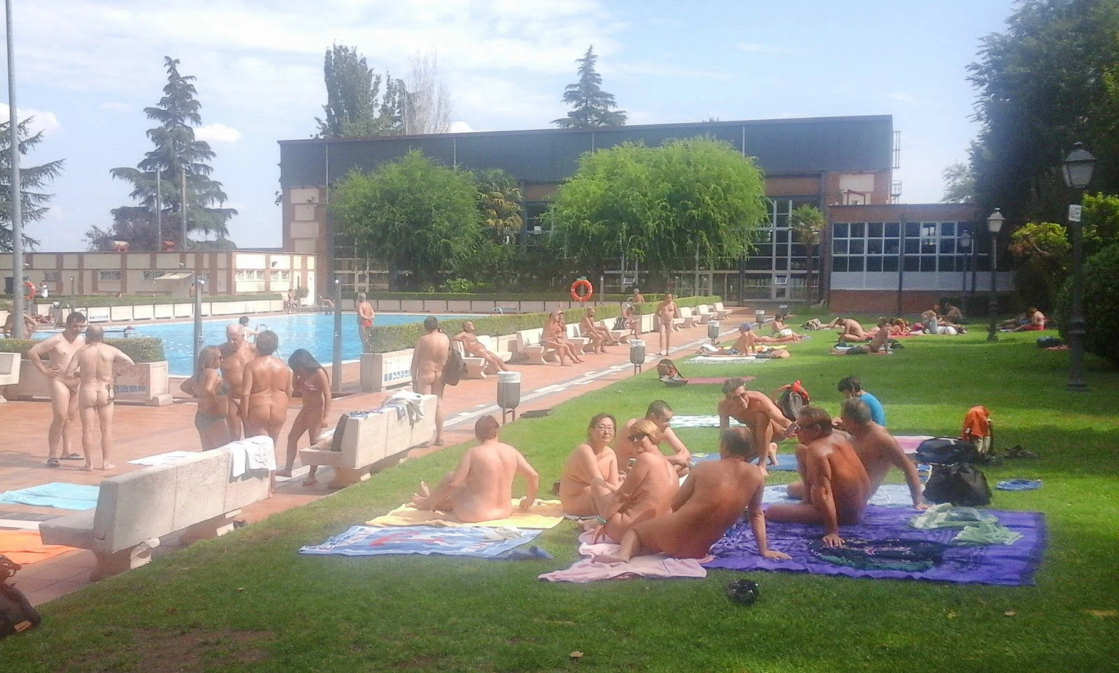 D&iacute;a Sin Ba&ntilde;ador