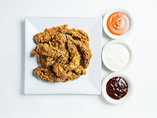 Fried chicken with 3 sauces Fried chicken with 3 sauces