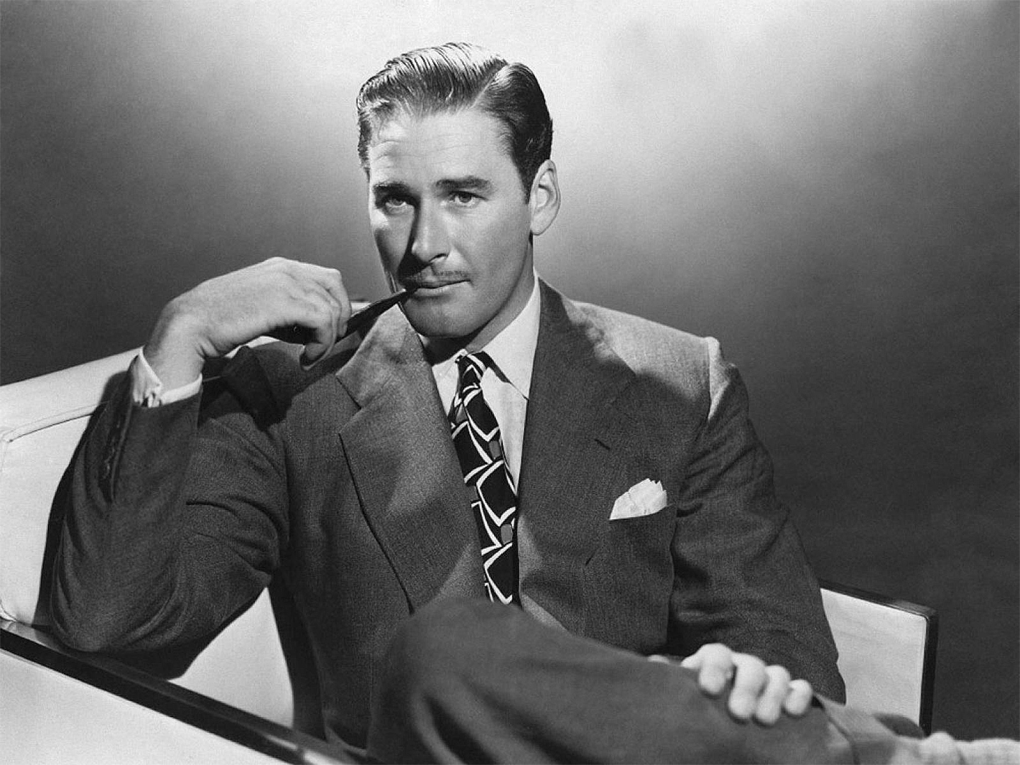 5 известных людей. Эрл Флин. Эррола Флинна. Errol Flynn old. Голливудские актеры первой половины 20 века.