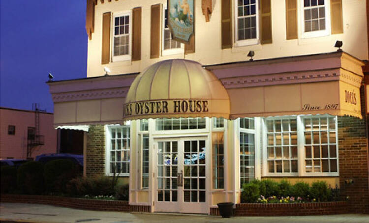 Dock's Oyster House