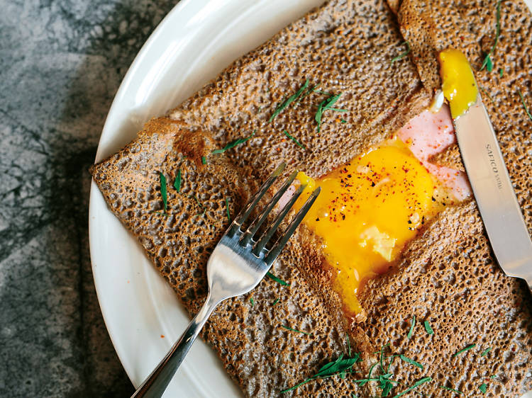 Crêpes and galettes