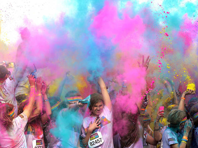 TOPSHOTS-AUSTRALIA-COLOR-RUN AFP/Getty 532690458