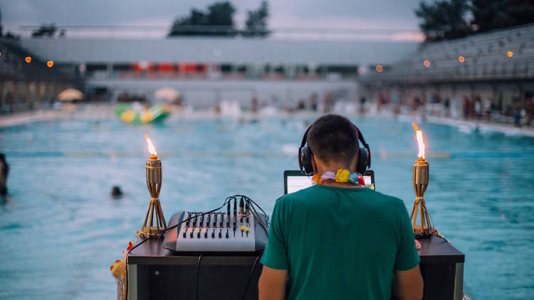 Summer Night Piscines Bernat Picornell