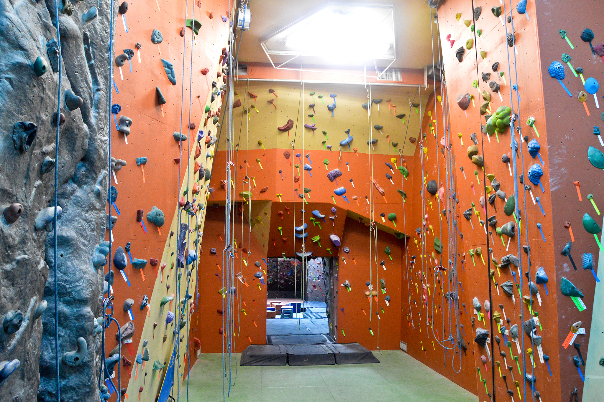 Best Places to Go Outdoor or Indoor Rock Climbing In NYC