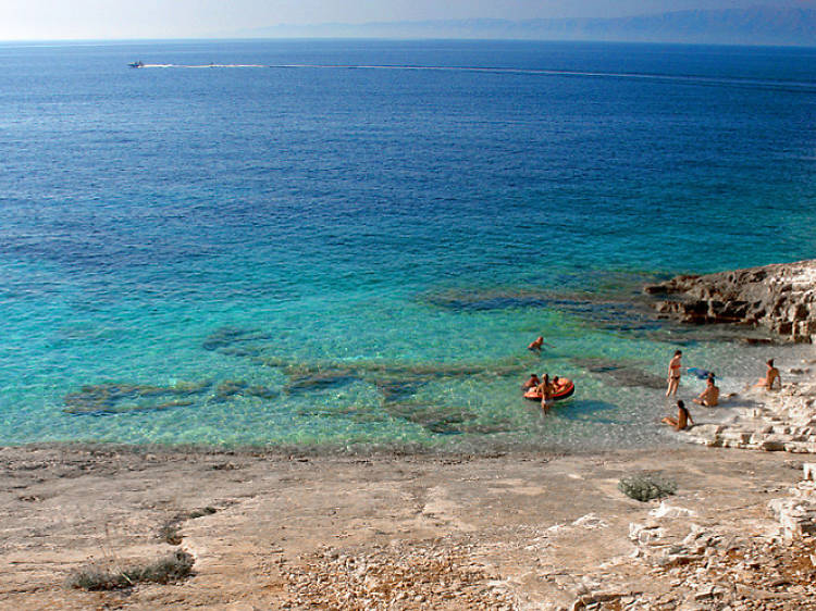 Proizd, Vela Luka