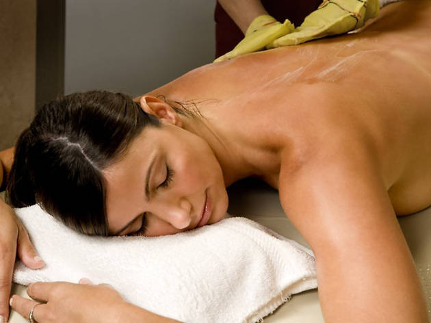 Best Spa Treatments In Nyc From Massages To Facials To Waxing 