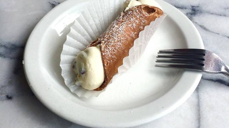 Cannoli at Stella Pastry & Cafe