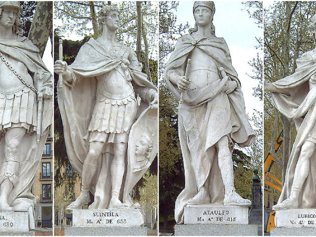 Estatuas Plaza de Oriente Estatuas Plaza de Oriente