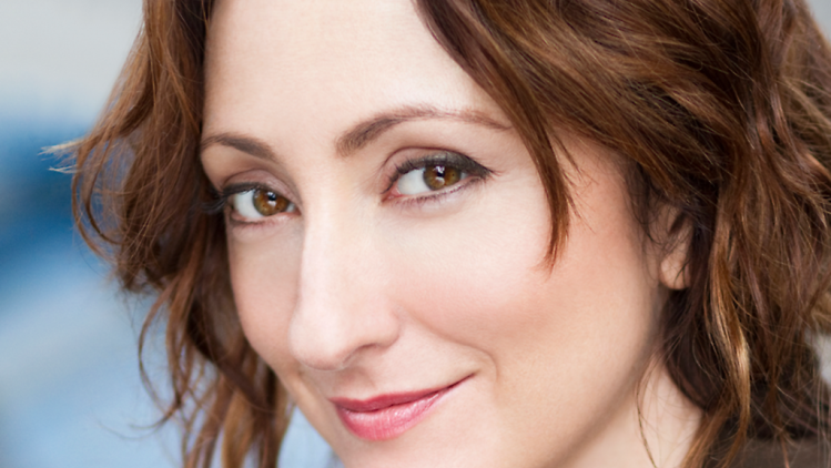 Carmen Cusack