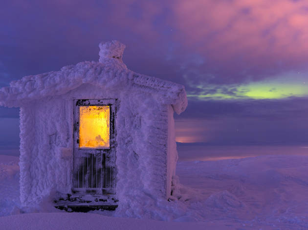 (Gunar Streu: Dundret nature reserve, Swedish Lapland. Commended, Moment in Light 2015)