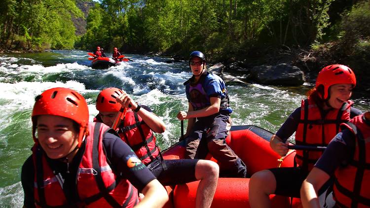 Barrancos y rafting en los Pirineos 