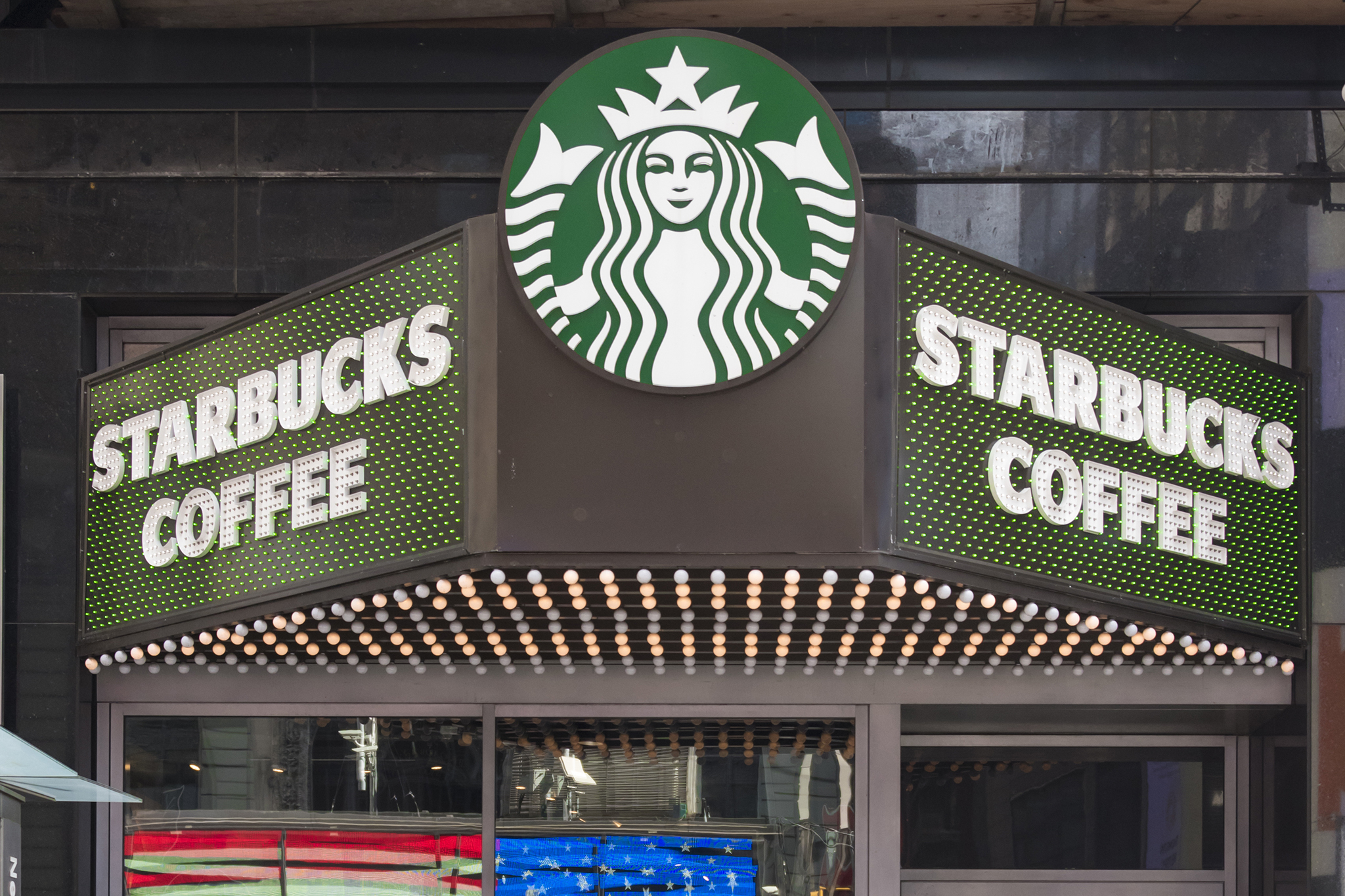 drive thru starbucks near my current location