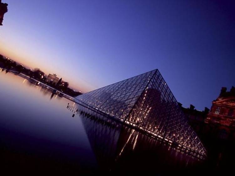 Paris museums and galleries open late