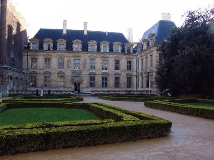 Bal électro avec le Rosa Bonheur • Hôtel de Sully