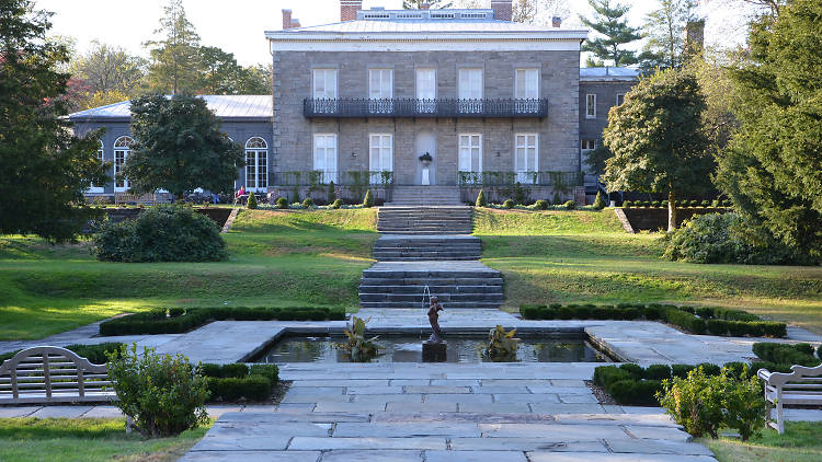 Private Historic Tour of the Bronx from Manhattan