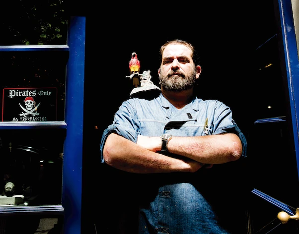 Frank Monrab&agrave; davant el Haddock