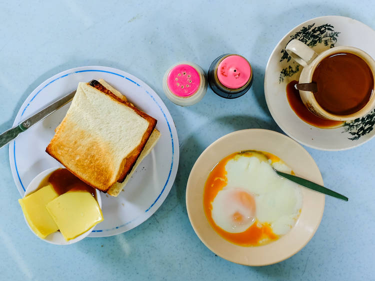 Eggs on toast at Kedai Kopi Taman Eng Ann