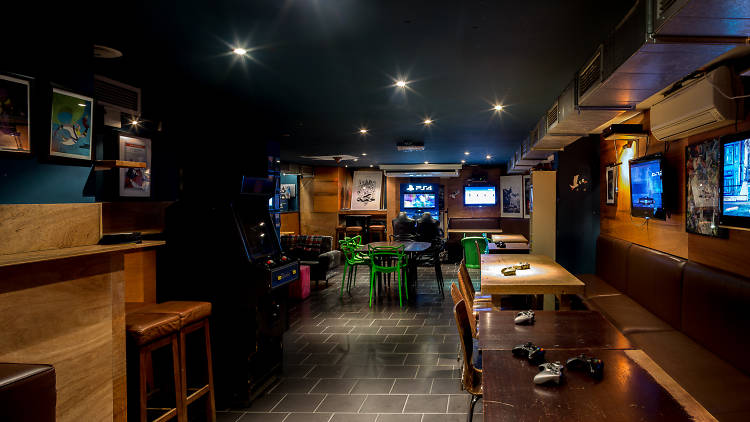 Scenario gaming bar Dalston