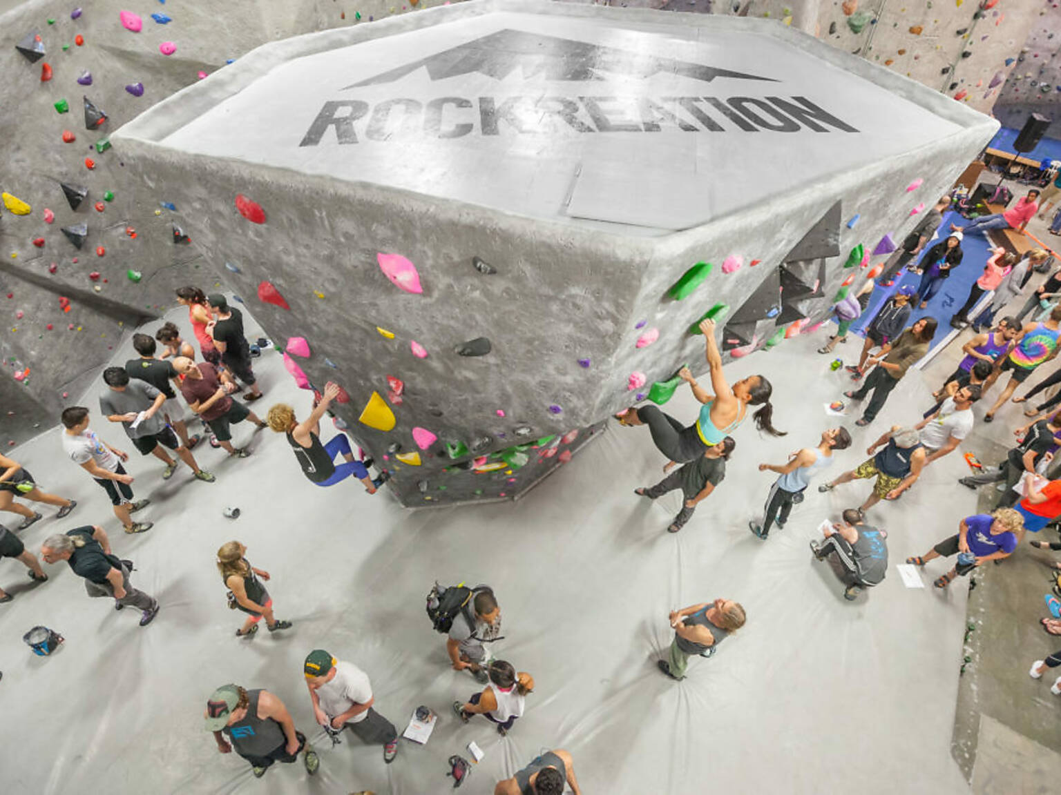 Guide to rock climbing gyms in and around Los Angeles
