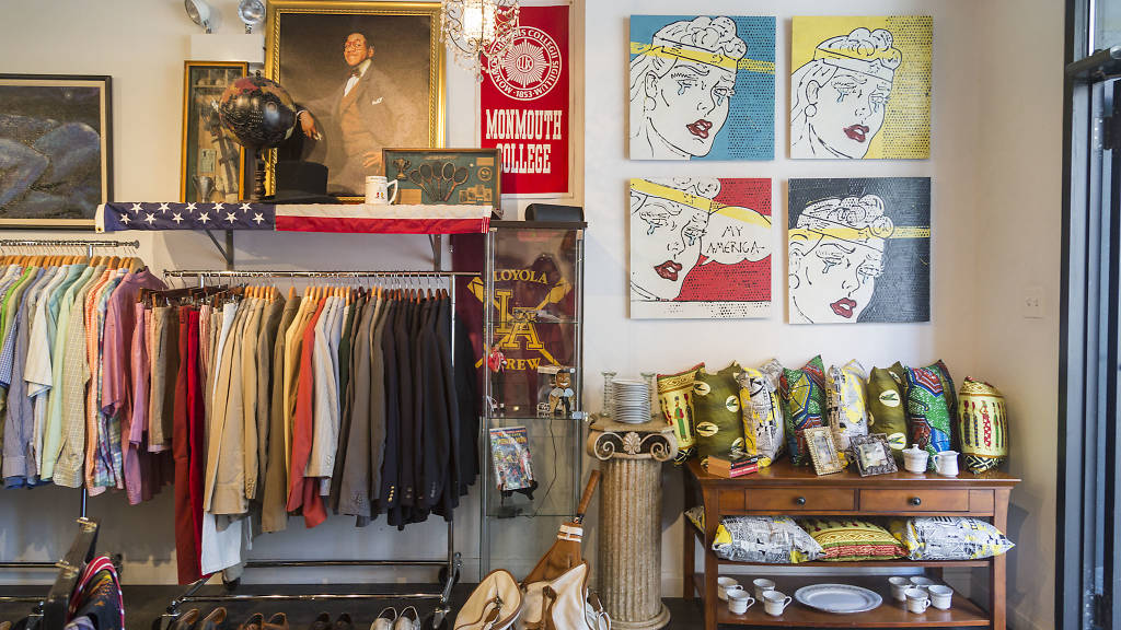 Thrift stores in Chicago for secondhand shopping