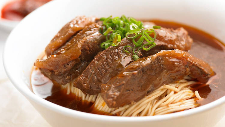 Braised beef noodle