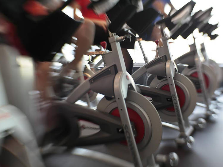 Best spinning classes at NYC studios for workouts on a bike