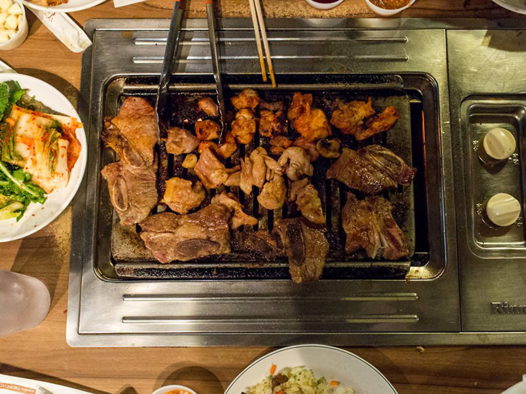 Best Buffet Restaurants in NYC for All You Can Eat Meals