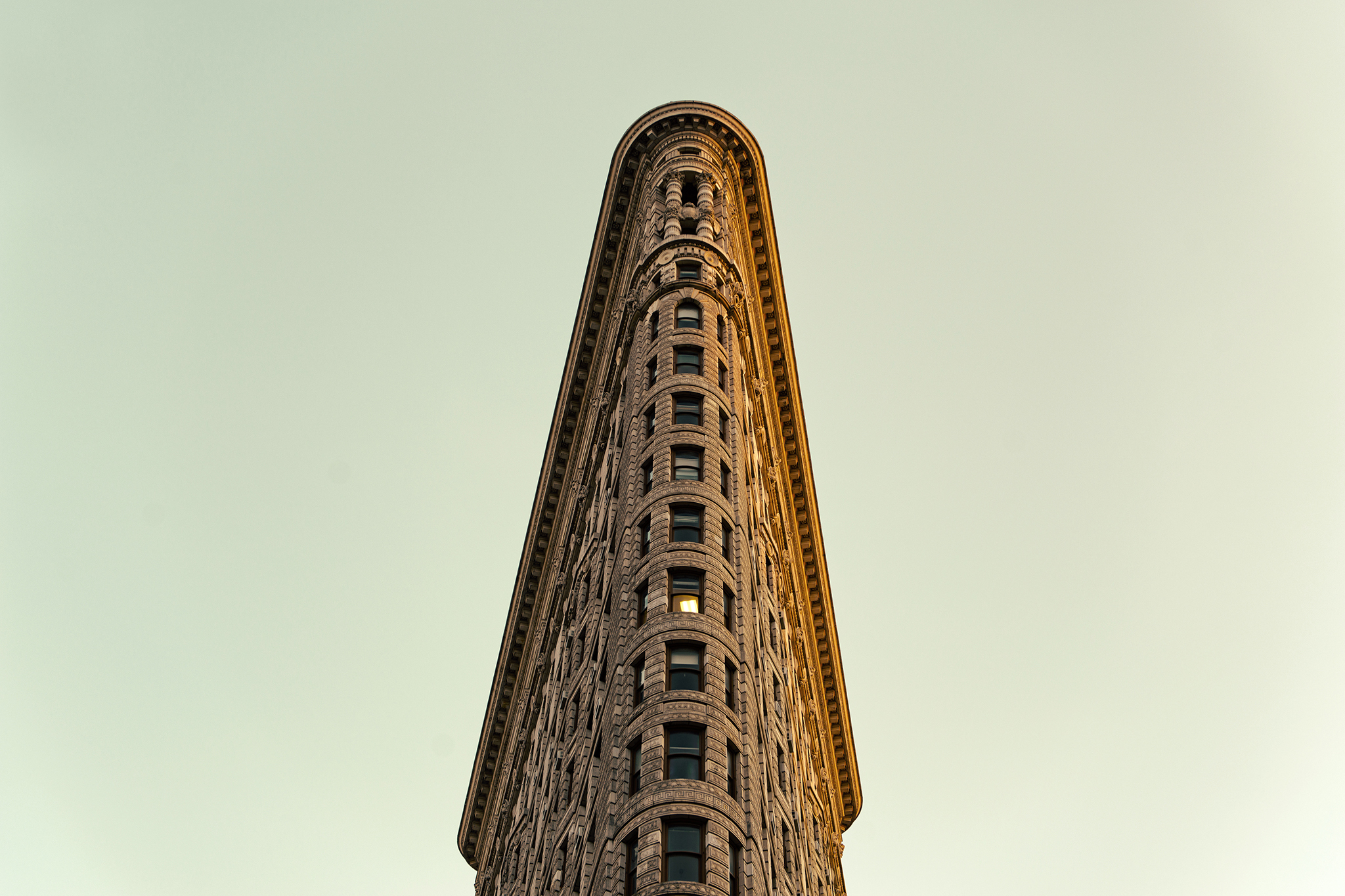 New York City's Iconic Flatiron Building Sells for $190 Million at Auction, Smart News