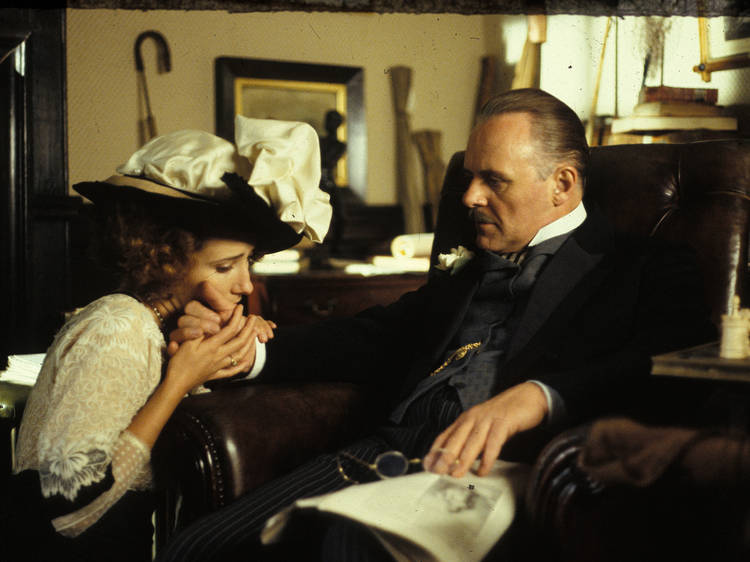 Howards End (1992)