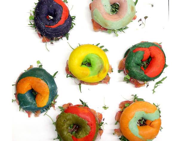 Coma um bagel colorido – Montana Lisboa Coma um bagel colorido – Montana Lisboa