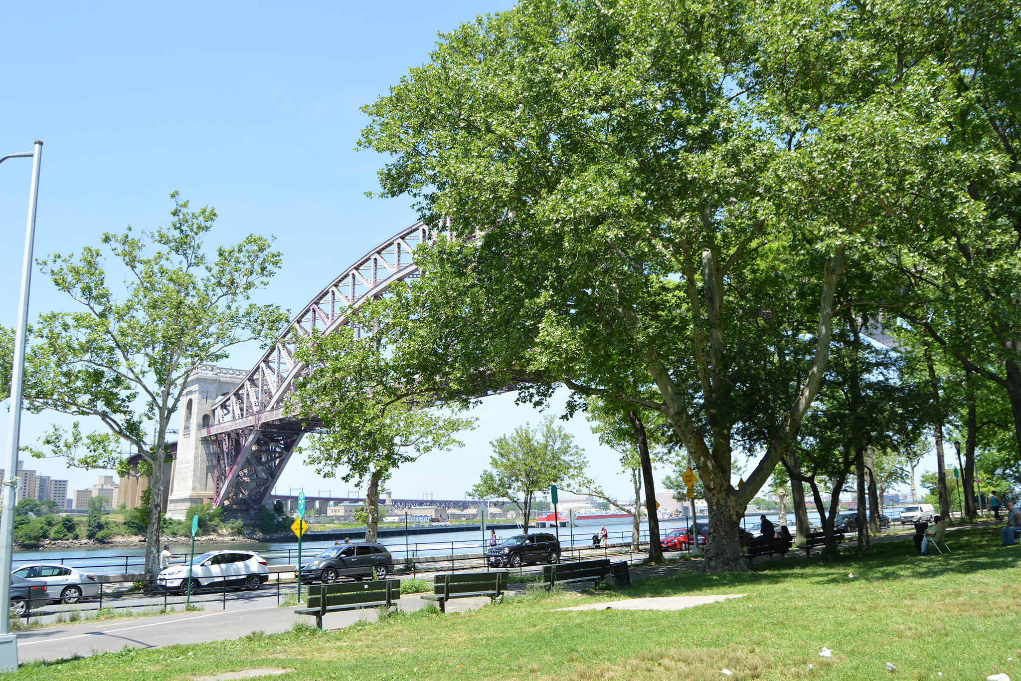 Astoria, Queens neighborhood guide including where to eat and drink