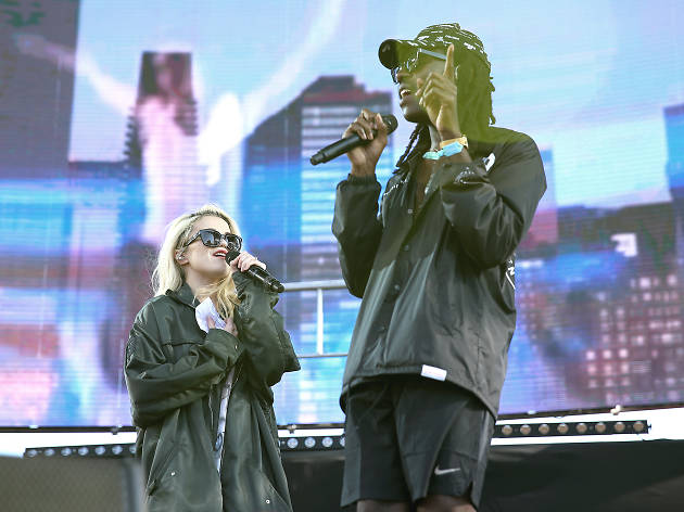 Blood Orange brought out a bunch of badass women during his FYF 2016 set Blood Orange brought out a bunch of badass women during his FYF 2016 set