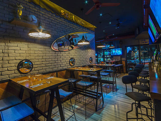 Social Pub & Kitchen Social Pub & Kitchen