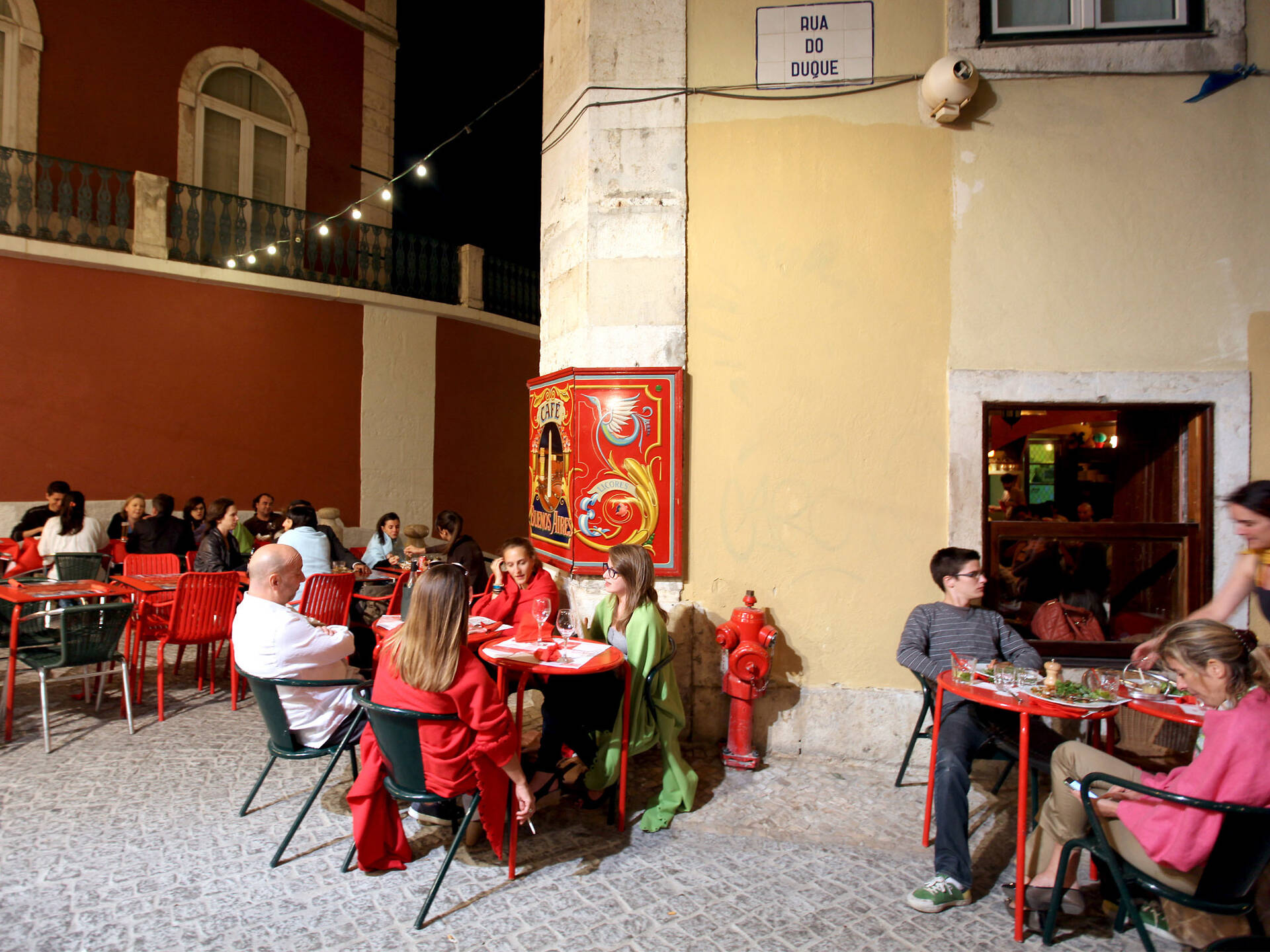 Para dez ou de 100 pessoas, estes são melhores restaurantes para