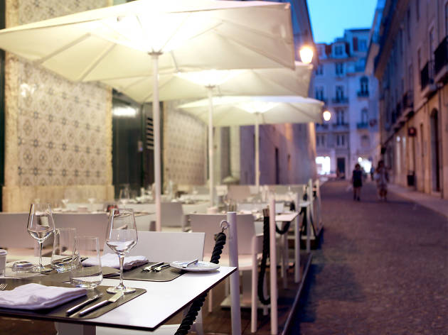 Esplanada do restaurante Largo