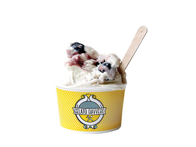 Gelado de nata com ginja na Gelato Davvero Gelado de nata com ginja na Gelato Davvero