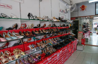 lee shoe store