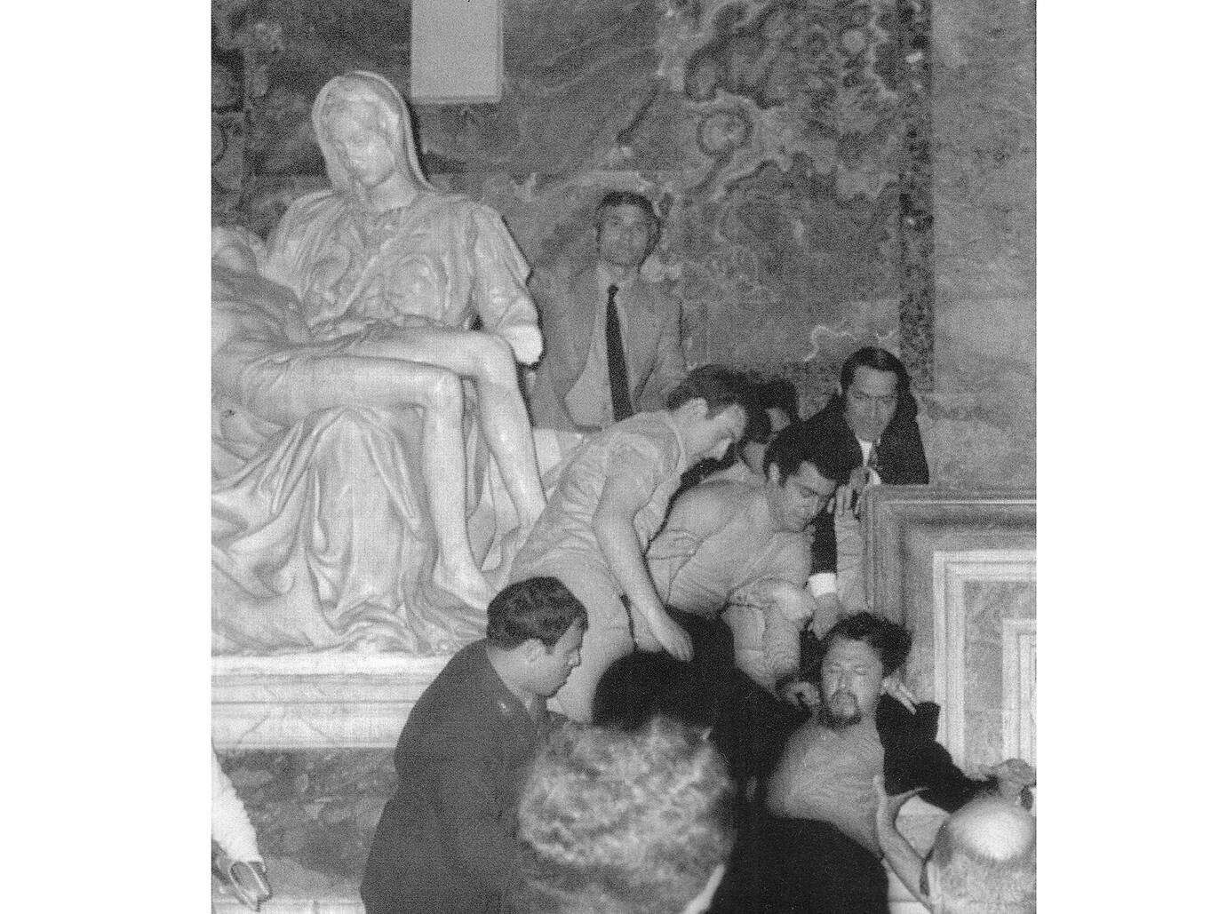 See the top ten acts of art vandalism of all time