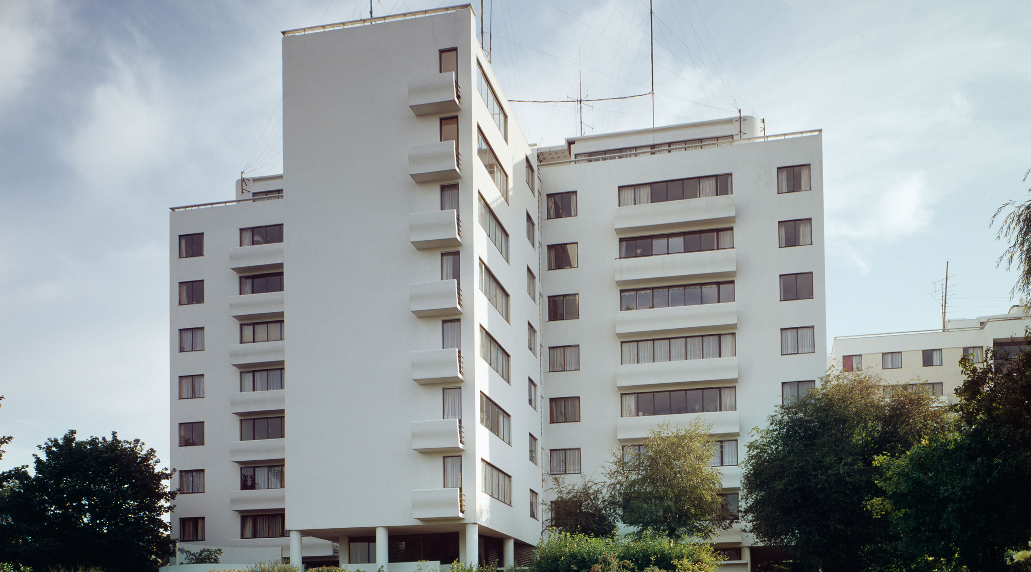 50 Best Buildings In London Beautiful You Have To Visit Best Buildings In London Highpoint Flats