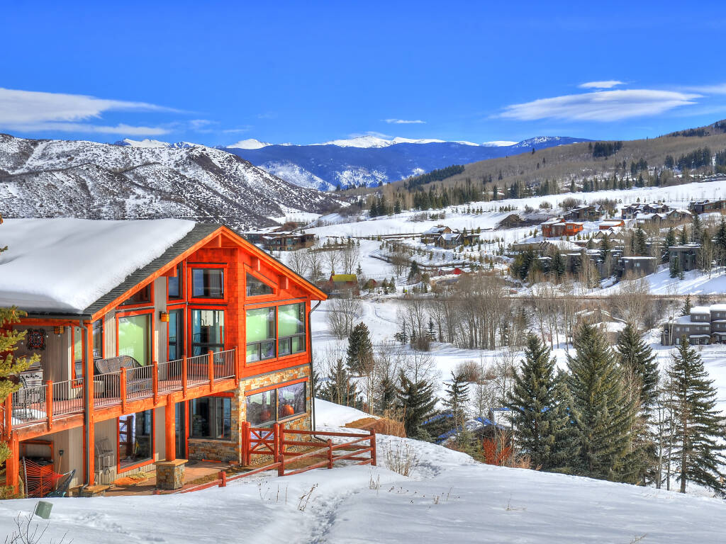 19 Best Couples Vacations in America for Romance and Fun 19 Best Couples Vacations in America for Romance and Fun